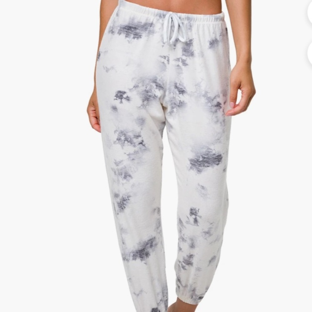 Onzie Sweatpants
